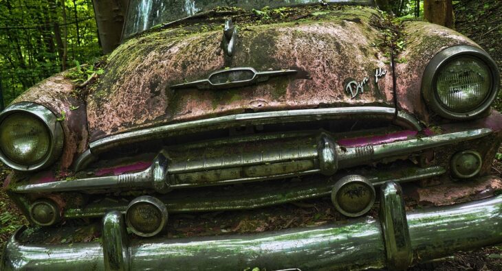 Jak Bezstresowo Pozbyć się Auta na Złom w Wołominie? Znajdź Rozwiązanie Bez Wychodzenia z Domu!